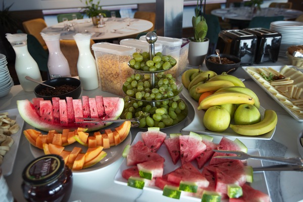 Travelmarvel Princess Eleganza Restaurant Breakfast Buffet 1 ©Travelmarvel.jpg